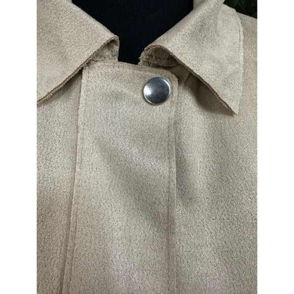 NWT Relish No Less Faux Suede Zip Front Beige Shirt Jacket Size S - Picture 4 of 7